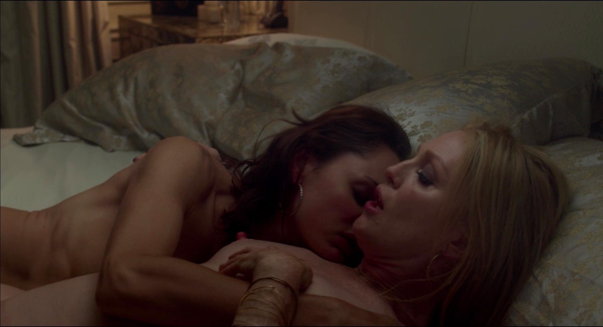 Julianne moore lesbian scene